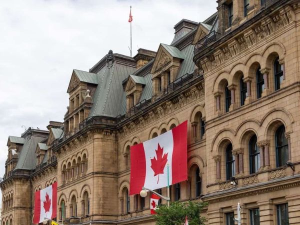 1-chung-minh-tai-chinh-canada