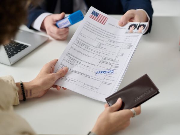 1-du-lieu-uscis-q2-2025