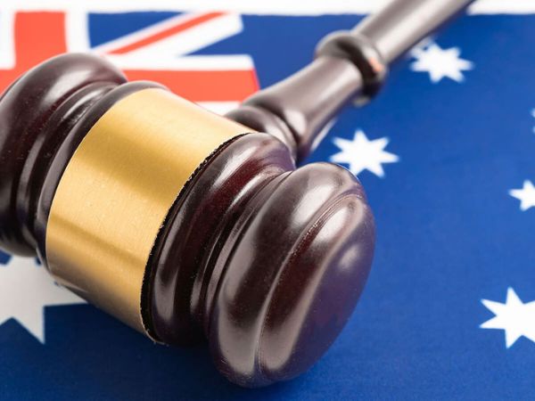 2-cap-nhat-visa-lao-dong-uc