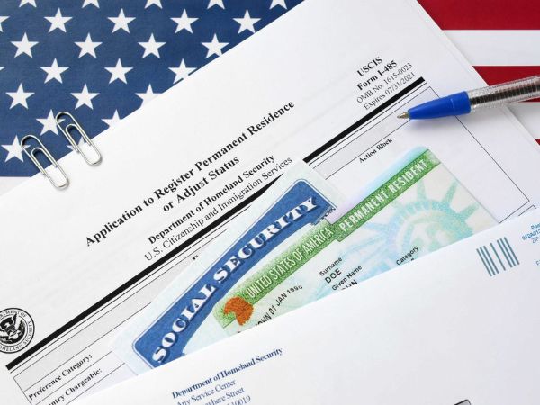 2-du-lieu-uscis-q2-2025