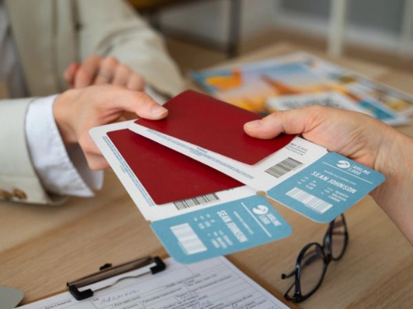 2-nhap-canh-tai-singapore