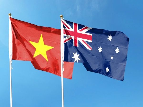 2-viet-nam-va-uc-co-hoi-dinh-cu