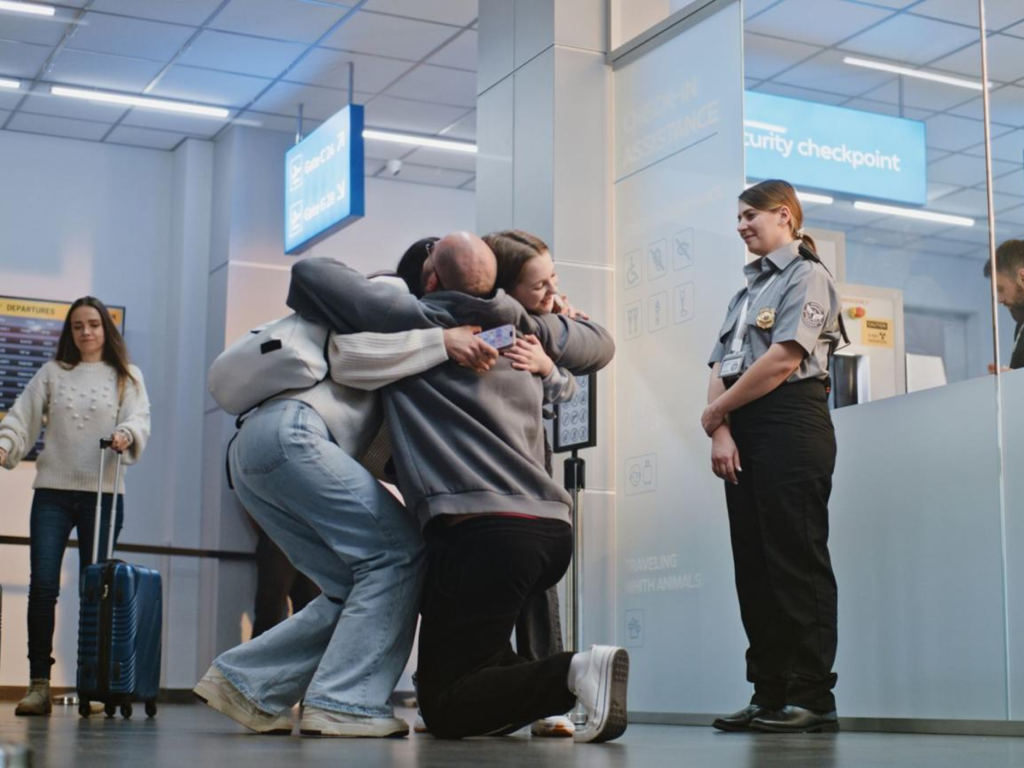 dinh-cu-my-f4-bao-lanh-anh-chi-em-aims-viet-nam-1