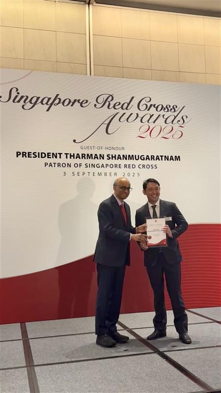 hoi-chu-thap-do-singapore-aims-5